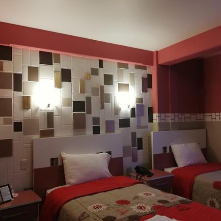 Hotel VIRGEN DEL SOCAVON Oruro Buitenkant foto