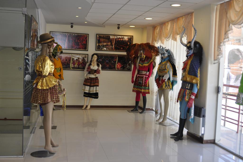 Hotel VIRGEN DEL SOCAVON Oruro Buitenkant foto