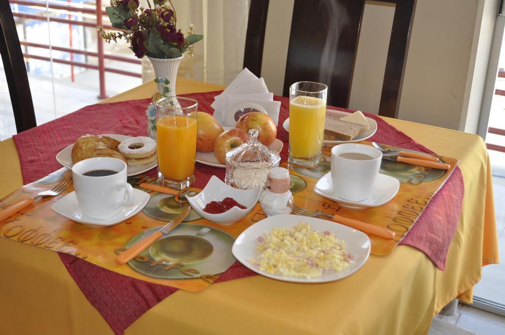 Hotel VIRGEN DEL SOCAVON Oruro Buitenkant foto