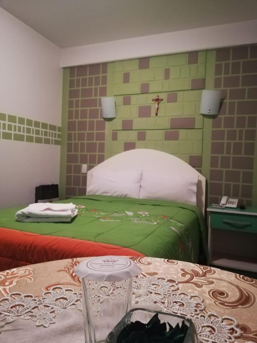 Hotel VIRGEN DEL SOCAVON Oruro Buitenkant foto