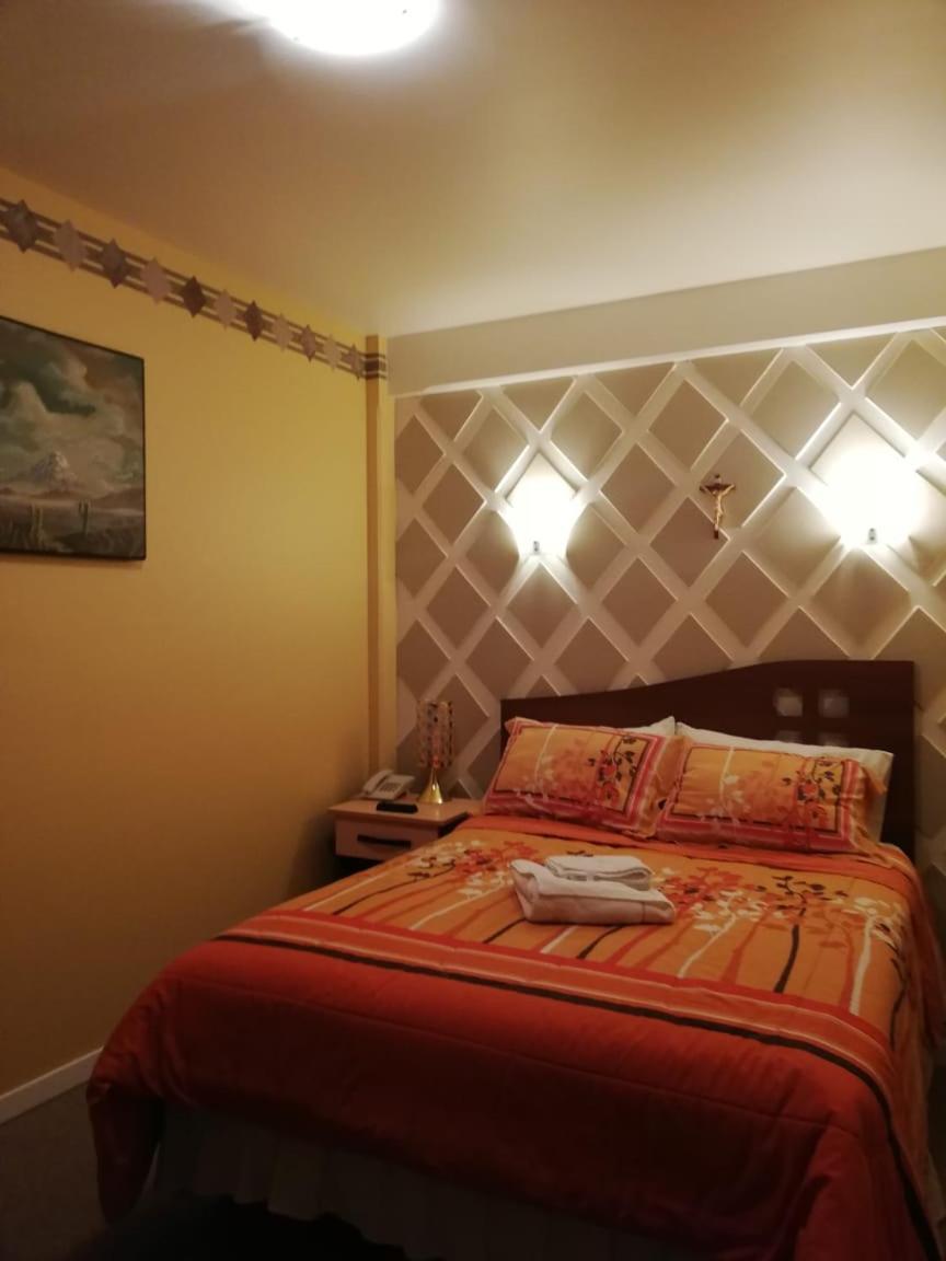 Hotel VIRGEN DEL SOCAVON Oruro Buitenkant foto