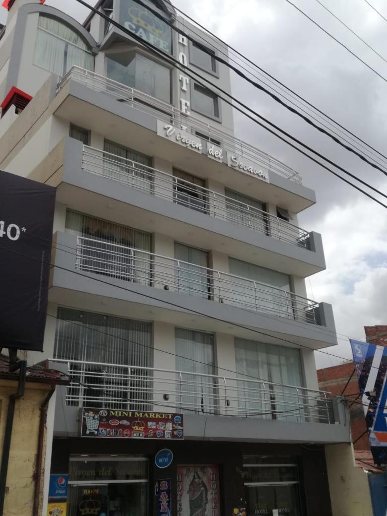 Hotel VIRGEN DEL SOCAVON Oruro Buitenkant foto