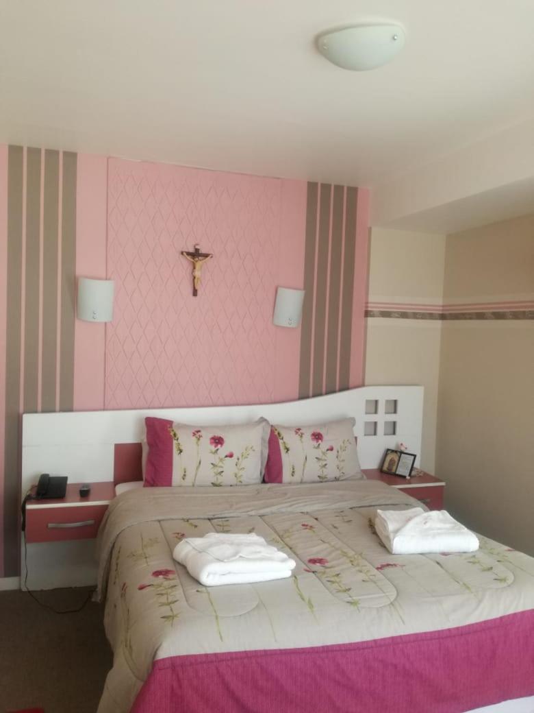 Hotel VIRGEN DEL SOCAVON Oruro Buitenkant foto